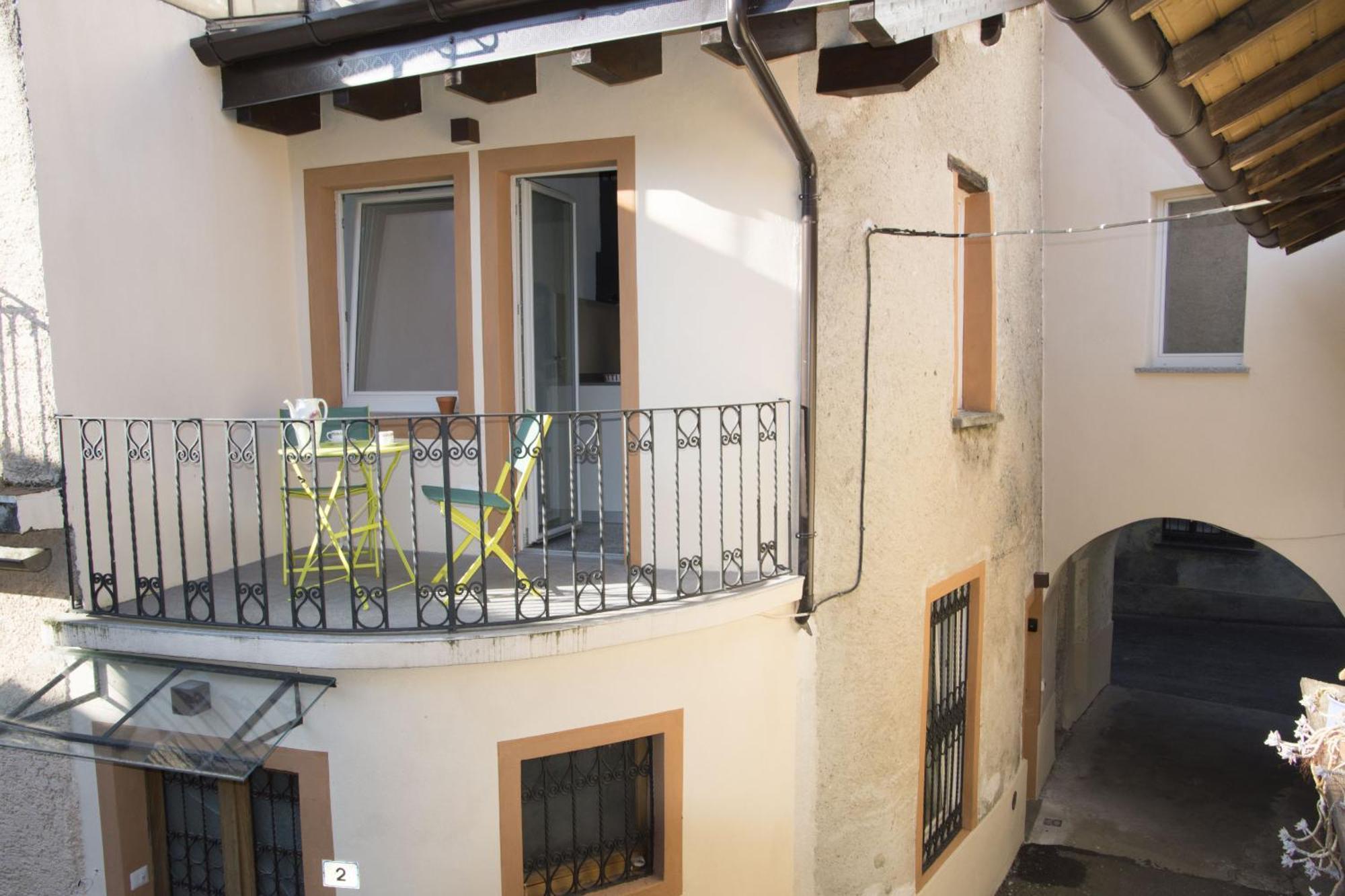 Casa Lea Διαμέρισμα Castelveccana Εξωτερικό φωτογραφία